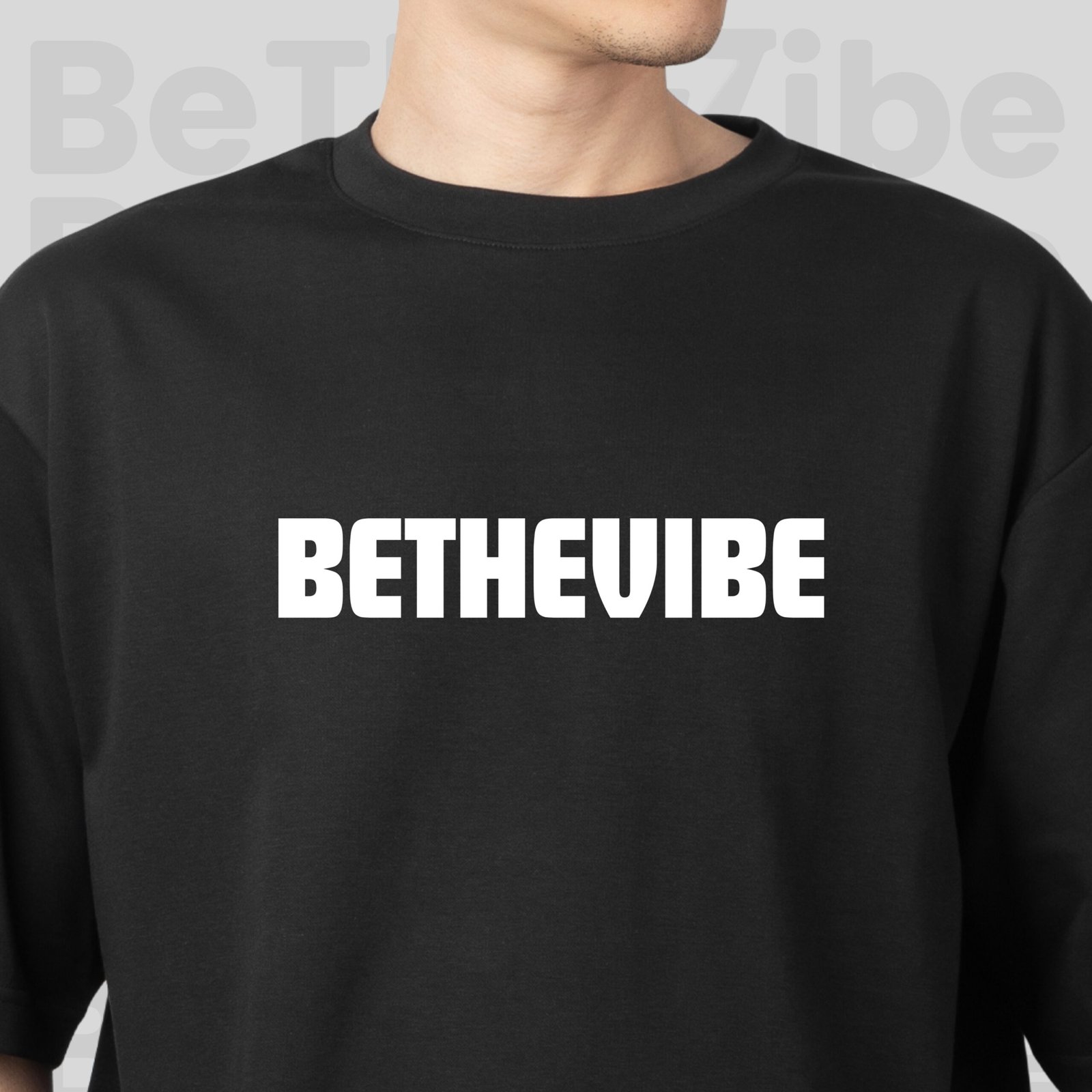 The King Oversized T-shirt - Image 3